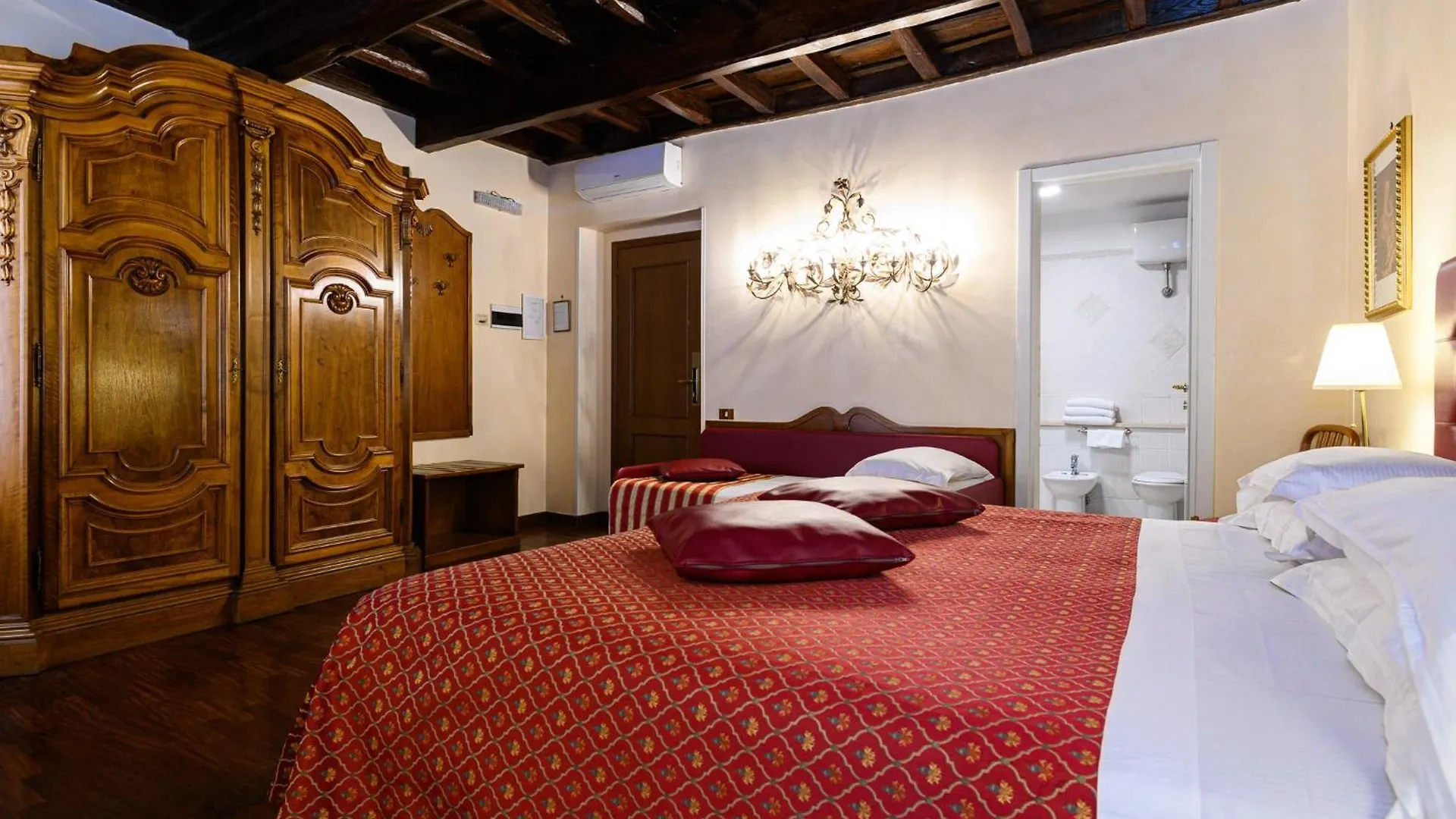 Domus Julia Hotel Rome 3*,