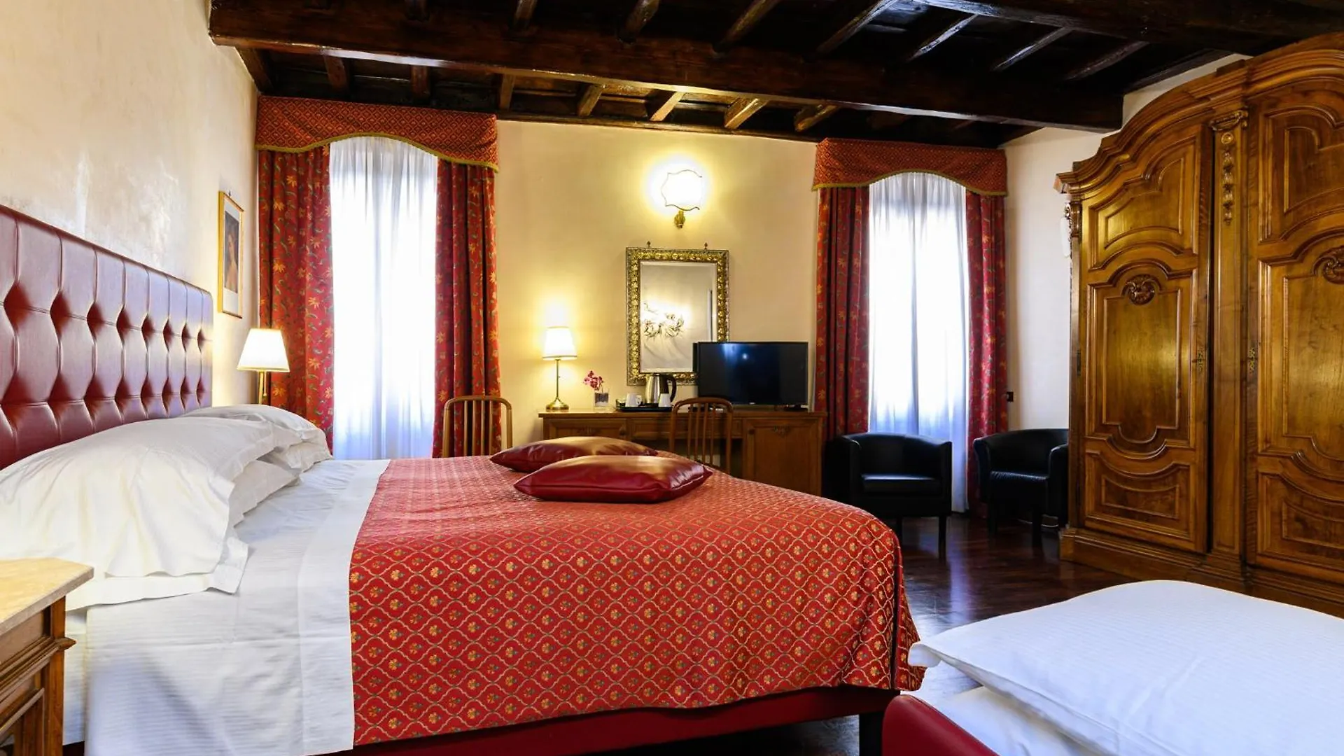 Domus Julia Hotel Rome Guest house
